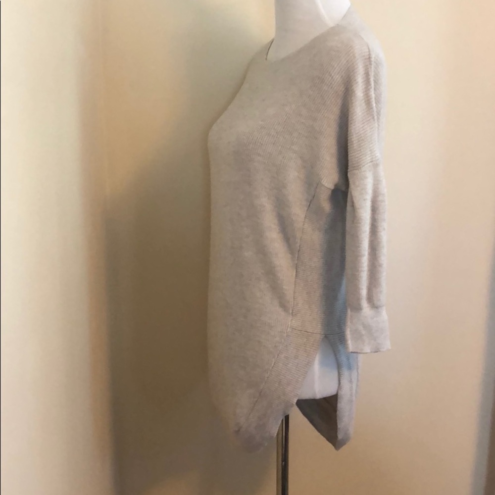 Express Sweater - Picture 2 of 5
